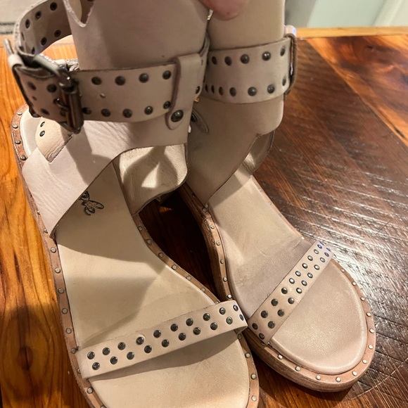 Brand new Free People Happiness Block sandal - Picture 5 of 8